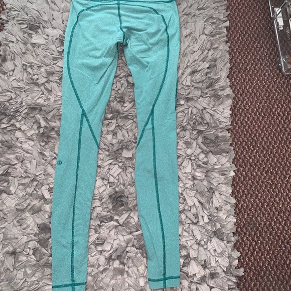 Lululemon stripe legging green - Picture 4 of 8